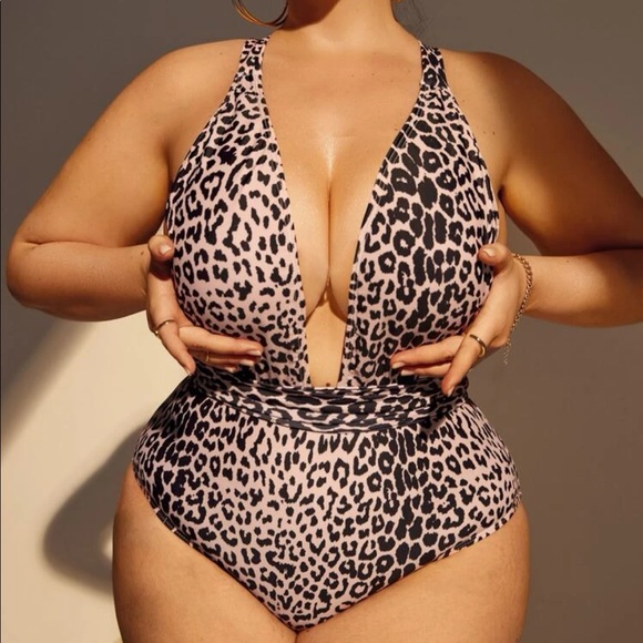 Plus size leopard print one shoulder tie back swimsuit - Picture 1 of 4
